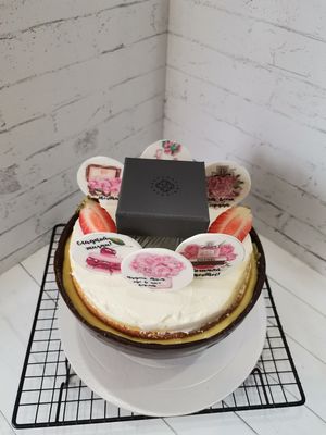 С коробочкой